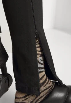 Even&Odd Jeans Skinny Fit - Black Denim 18 Even&Odd Jeans Skinny Fit - Black Denim -Even&Odd fe9e4c155a214d3baa6c251671201e01