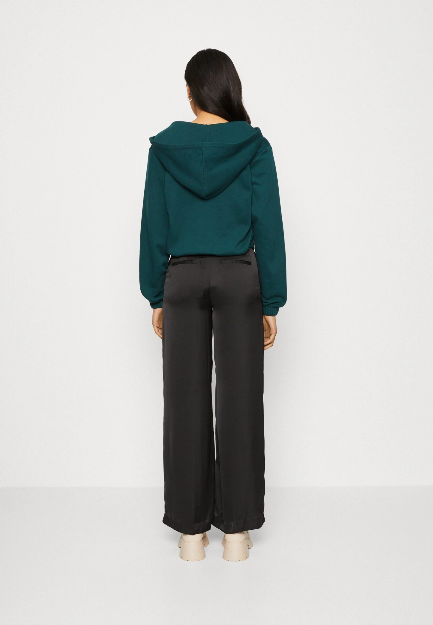 Even&Odd Sweatjakke - Evergreen 5 Even&Odd Sweatjakke - Evergreen - Bilde 3